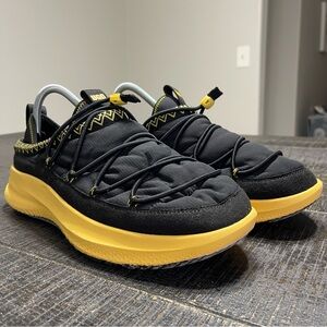 UGG CA78 Tasman Slipper Men’s Size 11.5